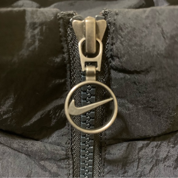 Nike Women’s Sportswear Essential Woven Jacket-Size XL New - Picture 5 of 8